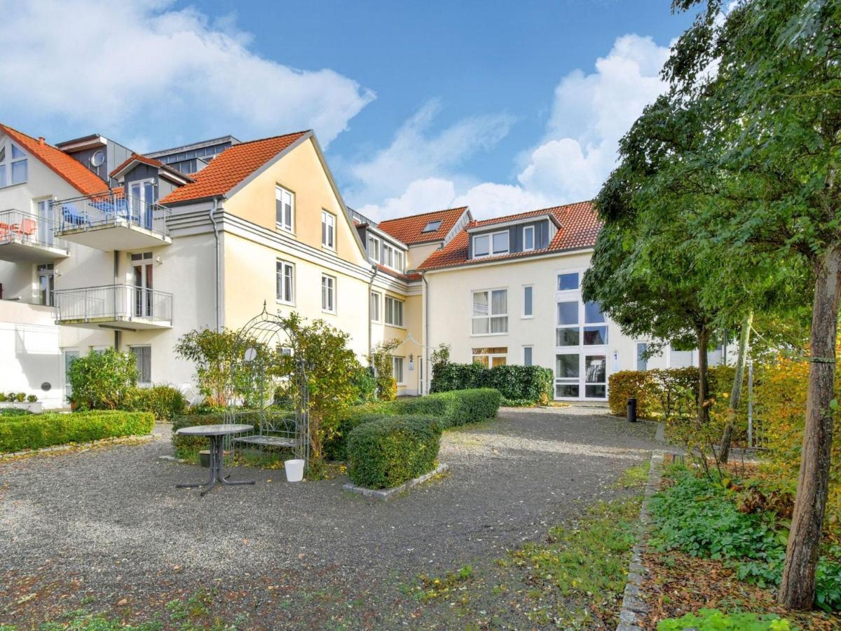 Charming Apartment With A Terrace Near The Sea Wiek auf Rügen Buitenkant foto