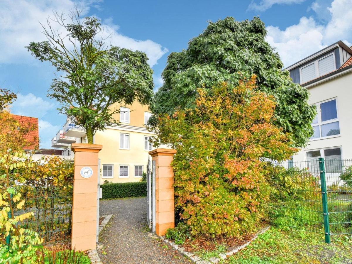 Charming Apartment With A Terrace Near The Sea Wiek auf Rügen Buitenkant foto